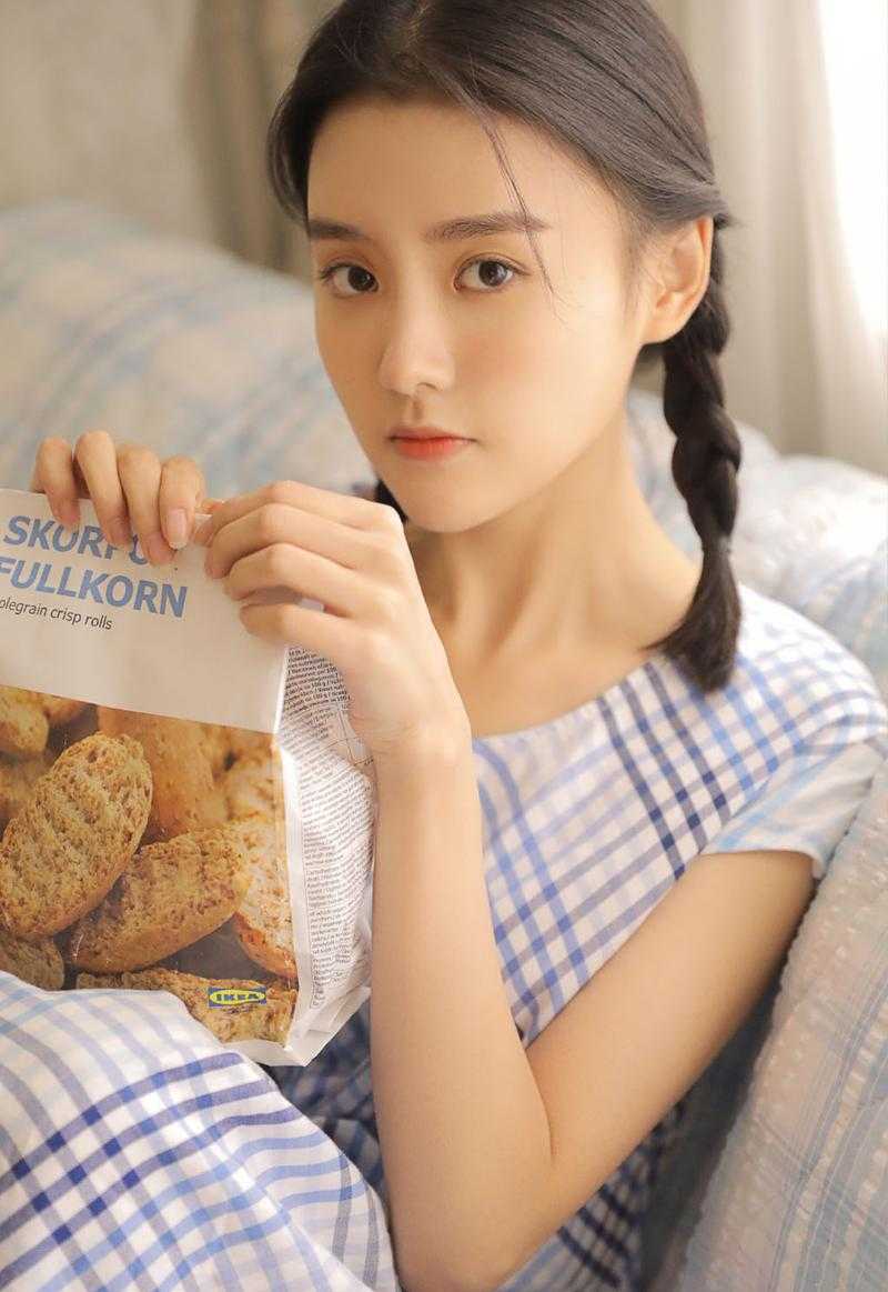 发现女上司秘密后，我官运开始亨通