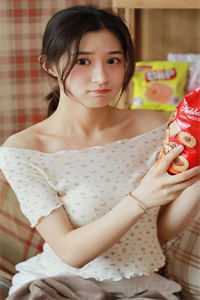 北雁流霜旧人寞无错版