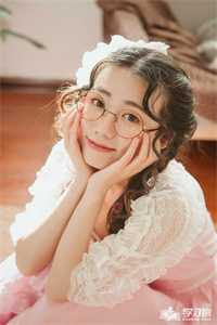 看见弹幕后，我放弃白虎双胞胎了小说