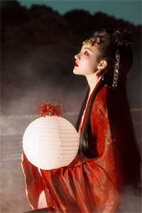 玫瑰死于盛夏无删减版