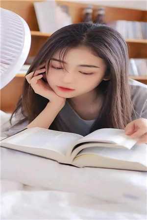 未婚妻悔婚十次后，我成了女霸总的心尖宠全本小说推荐