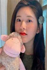 老婆陪男闺蜜玩特色卡牌游戏后，我让她身败名裂后续