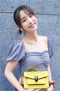 少逼逼歪歪，反派火力全开人气小说