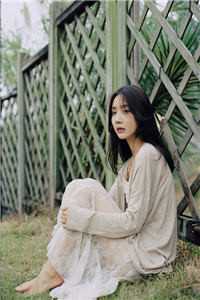 愚人节，男友扮流氓把我拖进深巷广告+结局