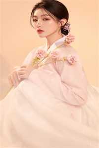 白露枝头复往春热门