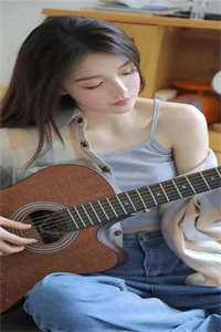 云端下别离最新章节列表