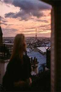 潮青梅雨，爱意未眠最新章节