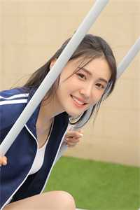 冷宫弃妃不务正业，可她牌友牛啊小说免费