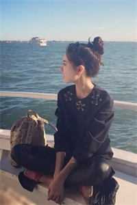 我一心求死后，大家突然都开始爱我完本