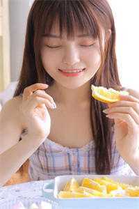 何处盛放的红蔷薇无弹窗