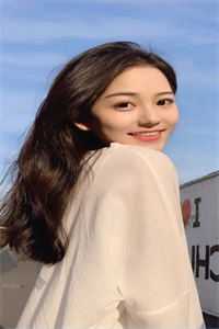 金丝雀飞走后，冷情霸总变疯批全章节