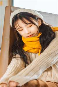 乡下佬进城务工，总被漂亮厂妹偷亲爆火全网