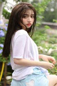 她也曾踏雪而来抖音热门