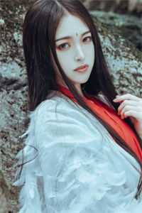 和闺蜜抢着爬出娘胎时，娘亲说腹中只有我一个胎儿热门推荐